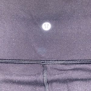 Size 8 Lululemon Wunder Under Tights 7/8 Length